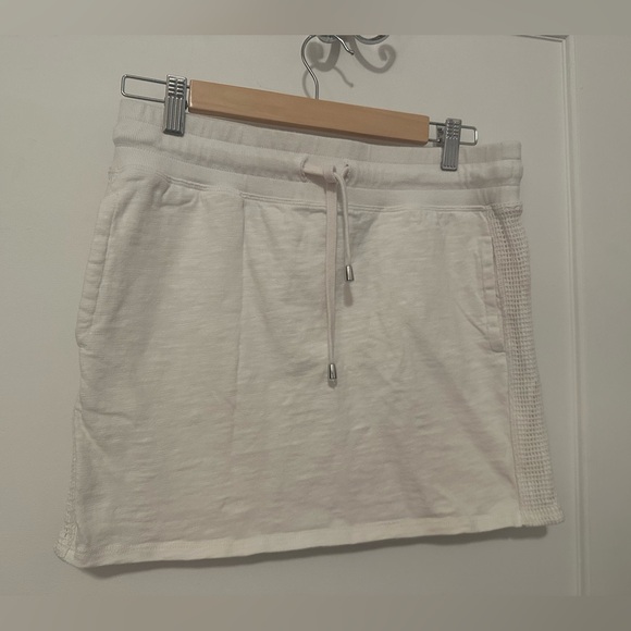 Marc New York cotton white, mesh-panel active skirt w/ drawstring & pockets - S - Picture 2 of 8